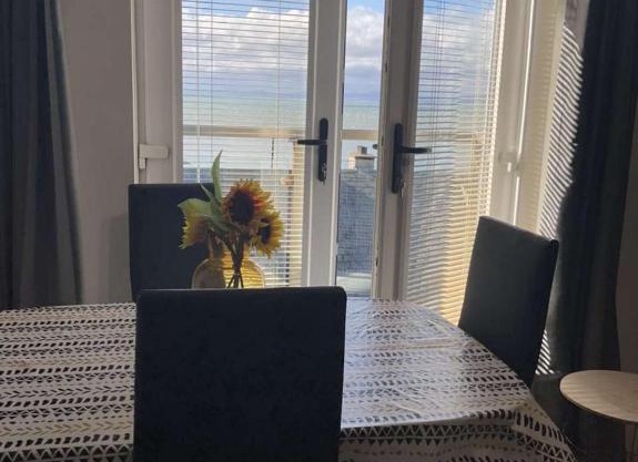 Seaview Apartment