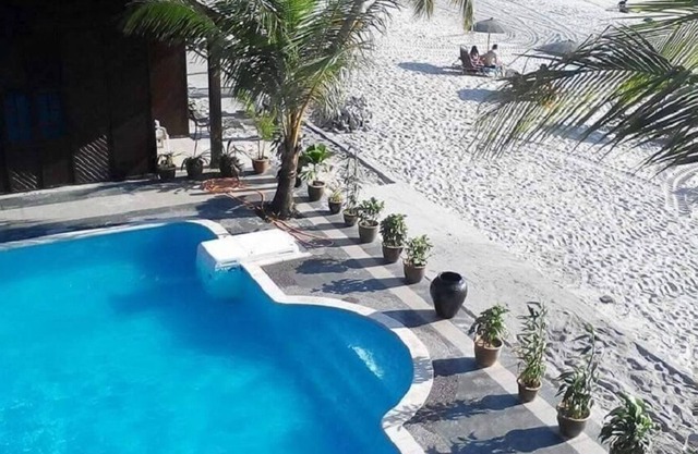 Seaview Chalet # 7 Beachfront Cenang Beach Langkawi