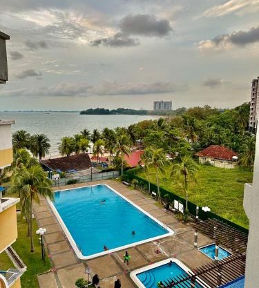 Seaview PD Teluk Kemang Homestay