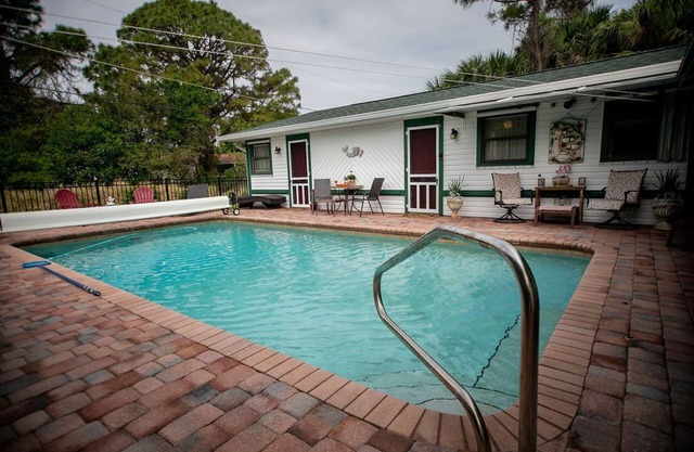 Sebastian Florida Guesthouse with Heated Salt Water Pool