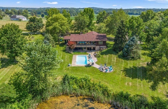 Ohio Farm Escape, Pool, Pond and valley views