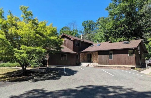 Secluded 6br Home 1min from Lake's State Park