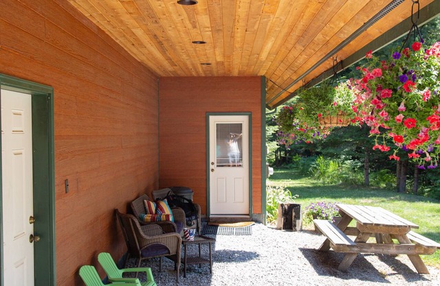 Secluded Bungalow Neighboring Priest Lake