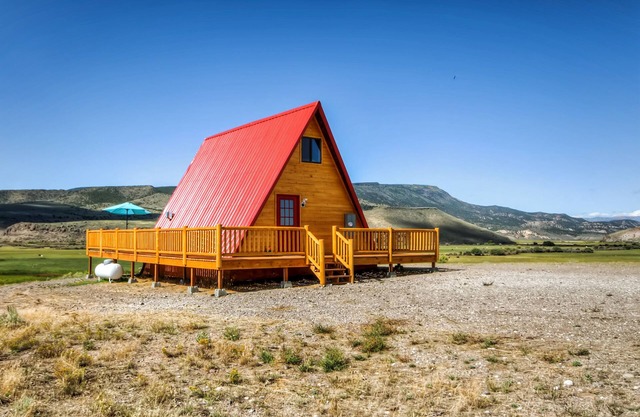 Belle cabine Antimony A-Frame avec de magnifiques vues Mtn