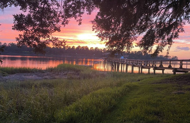 Secluded Deep Water Sanctuary with Dock and Pool on outskirts of Beaufort, SC!