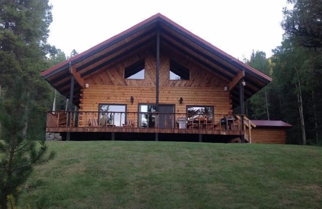 Maison en rondins isolée Glacier Meadow 300 $. 00 - 400 $. 00 par nuit