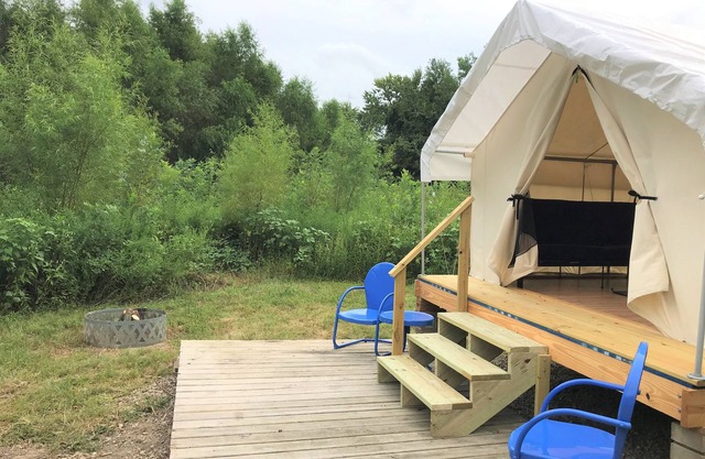 Glamping St. Louis - Airstream Rêveur - Le Souverain