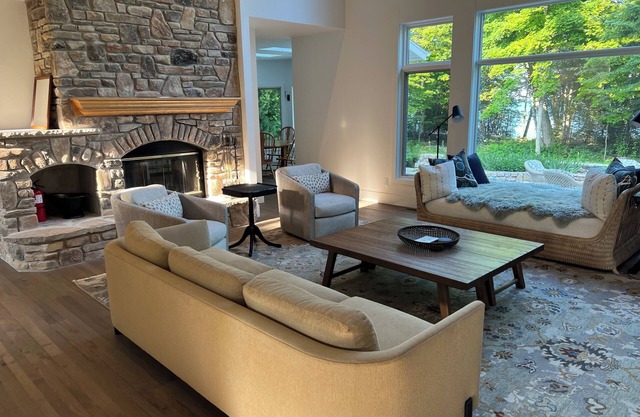 Secluded home on Lake Michigan. Perfect for families and groups. Pet friendly.