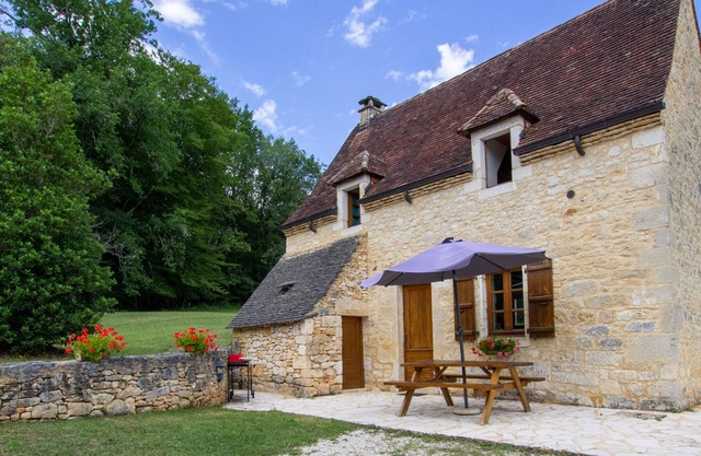 Maison isolée avec piscine au cœur du Périgord Noir, près de Sarlat et sites historiques