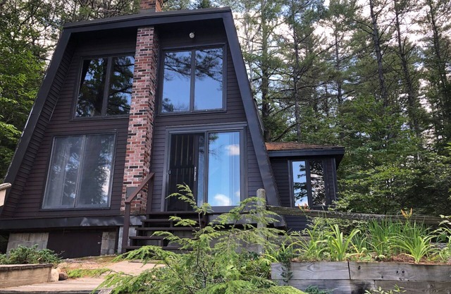 Secluded lakefront cottage with private beach LAKES REGION, DENMARK MAINE