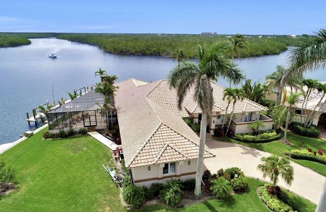 Isolé Marco Island 4BR3. 5Bath Estate Accueil