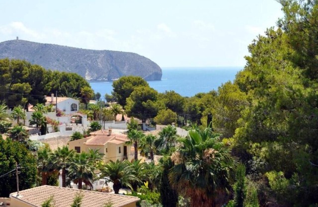 SECLUDED MORAIRA VILLA - FAB SEA VIEWS-VERY PRIVATE- SEE VIDEO - CLOSE TO BEACH