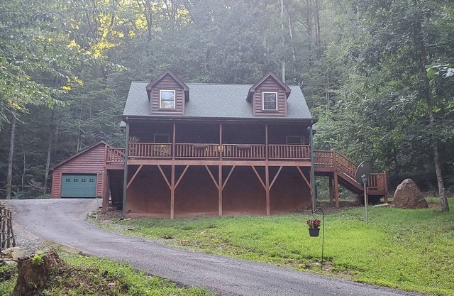 secluded mountain cabin, special summer rates!