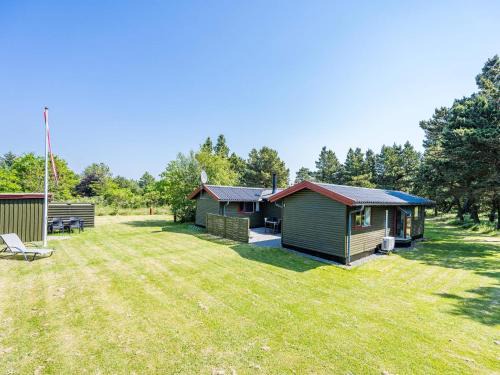 Secluded Pine Tree Cottage-By Traum
