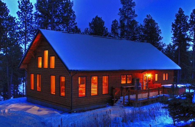 Cabane de pins isolée dans les Black Hills - Escapade romantique