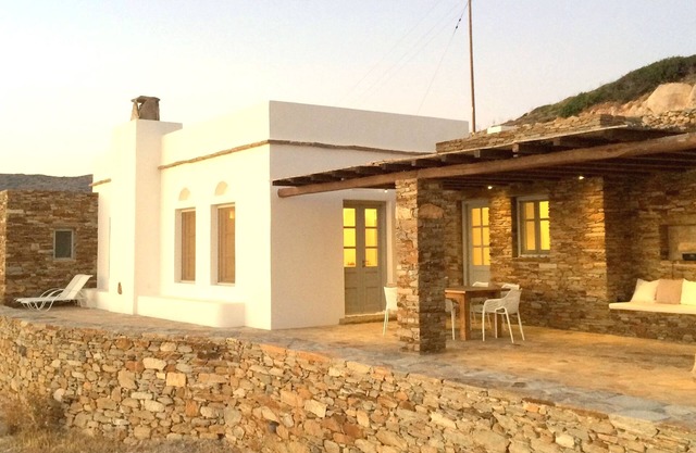 Villa privée calme, vue sur la mer et les couchers de soleil, un emplacement privilégié