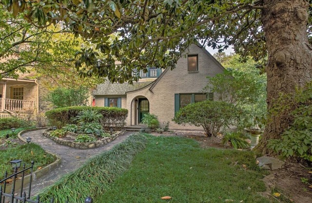 Secluded Retreat with Pool, King Beds in a Historic District, 2 mi from Oaklawn!