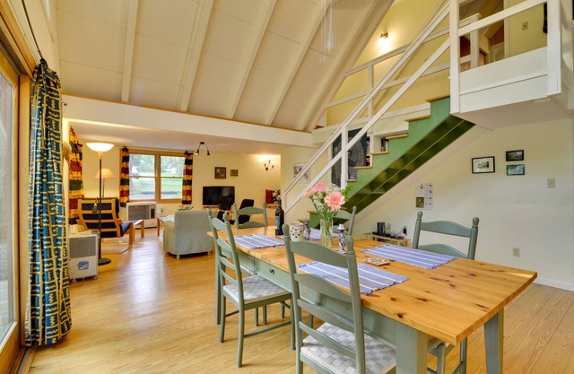 Maison isolée w / Deck sur Stream-Mins to Camelback!