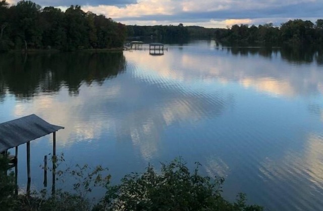 Eagles' Perch Secluded Waterfront Home