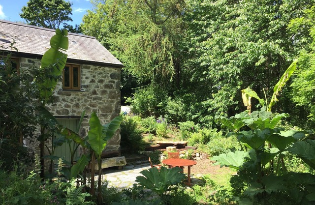 Chalet boisé isolé, à proximité de SW Coast Path