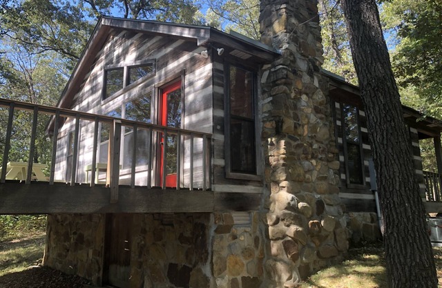 Secluded yet within minutes of all your favorite outdoor activities!!