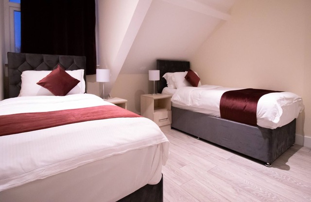 Second Floor, E-Élite-Suite-Salle de bain privée séparée