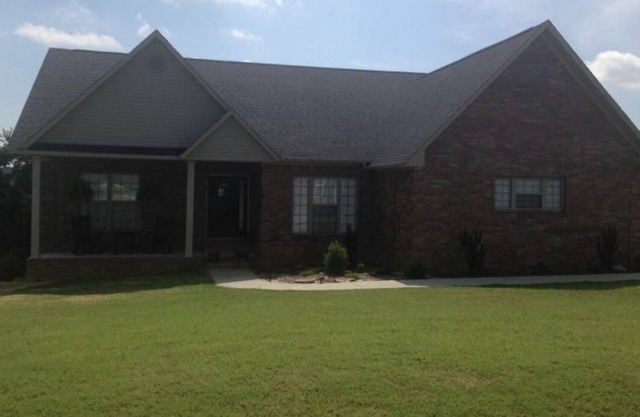 See the eclipse and all the area has to offer in comfort! Pet friendly!