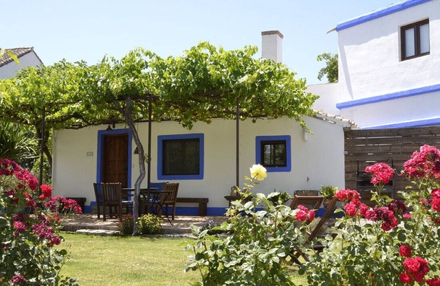 Belle maison rurale pour 4 personnes, avec piscine et 10 km. du centre de Grenade