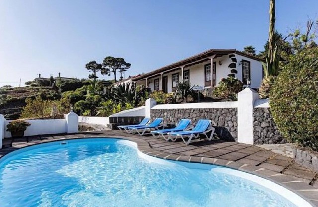 Gîte rural (location complète) Tres Pinos, Lina Medina et Anastasio pour 6 personnes