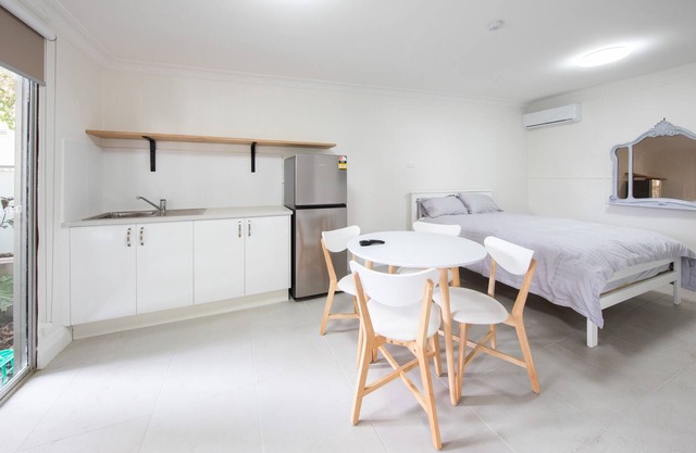 Self contained studio - Beach Shack