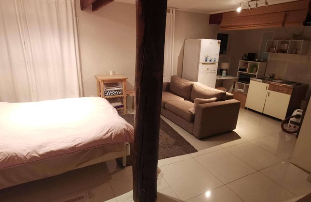 Self contained Studio surrounded by native NZ forest, close to City & amenities