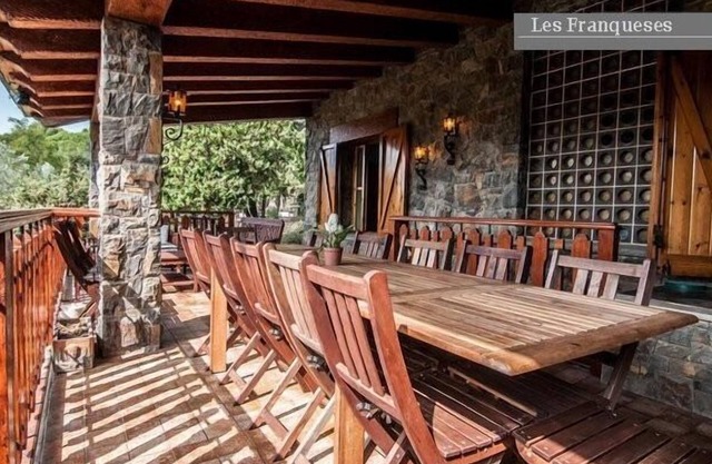 Maison à louer à Les Franqueses pour 16 personnes