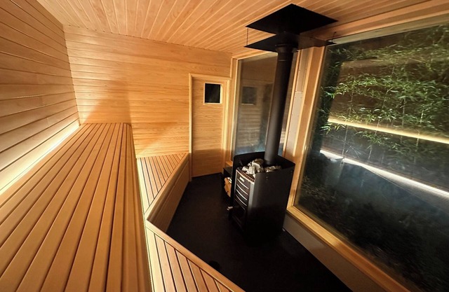 Self Renovated Antique House with Dog Run Sauna / Awaji Hyōgo
