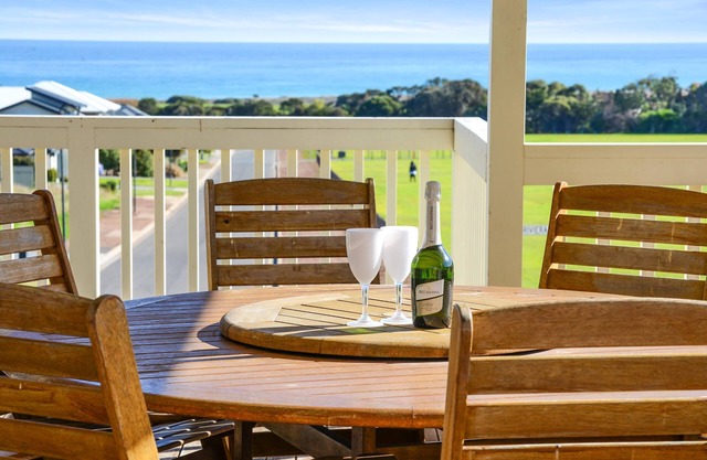 Sellicks Sea View - Large Coastal Home with Sweeping Views of the Sea and Hills