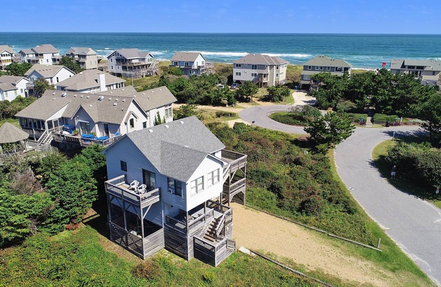 Semi-Oceanfront, Close to Beach Access! SA2, Wadel