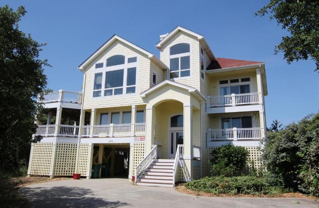 Semi-Oceanfront, Pool, Hot Tub, Close to beach! PI145, Four Seasons