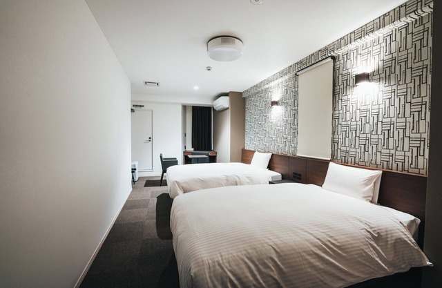 Semidouble Twin Room 3EAST NonSmoking / Saga Saga