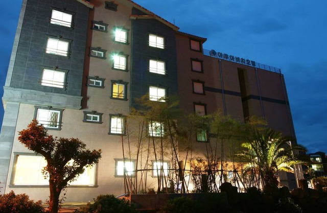 Seongsan Aqua Beach Hotel