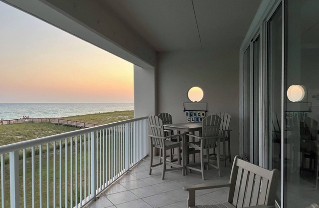 End Unit! Beach service provided March 1st unit October 31st included for YOU!