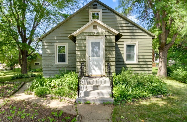 NEW! Cozy, Family-Friendly ‘Omi’s Gateway’ Cottage