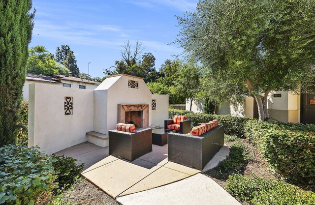 Serene Escape: Family home for extended stays, all new, EV charger