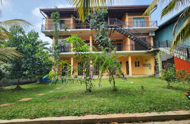 Serene Inn Kandana