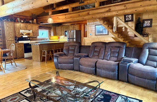 JoyProfitez d'un séjour relaxant au Whitetail Lodge🦌