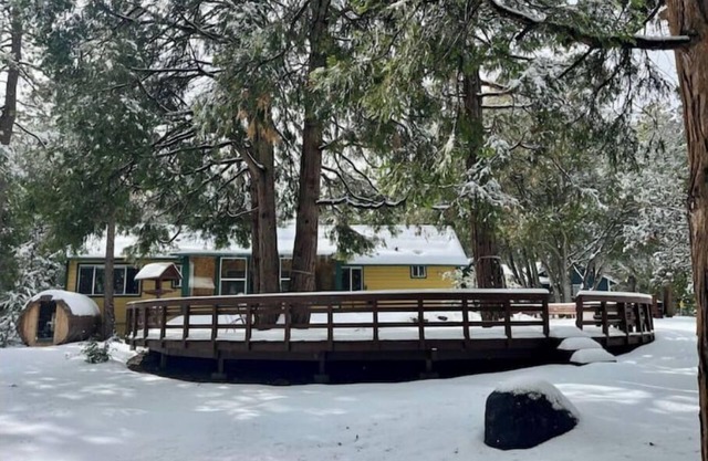 Serene & Magical Cabin - Family/ADA-Friendly, w/Barrel Sauna & Fireplace!