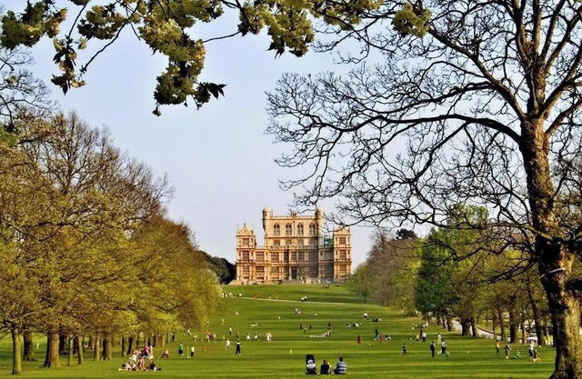 Serene Melford House in Nottingham