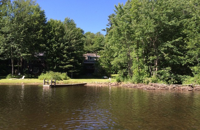 Serene, Private Waterfront House - Retraite d'été parfaite!