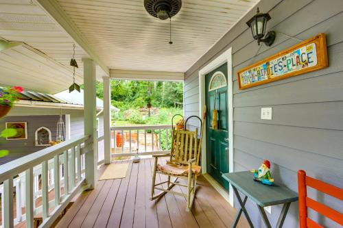 Serene Rusk Escape with Shared Yard and Fire Pit!