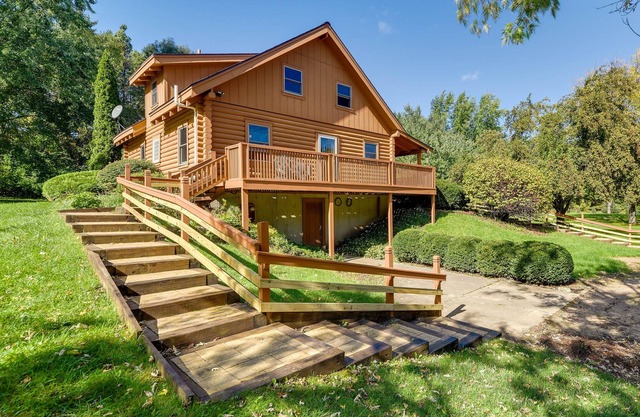 Serene Twin Lakes Cabin w/ Fire Pit & Fireplace!
