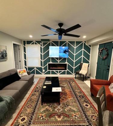 Serenity Haven - Modern Retreat