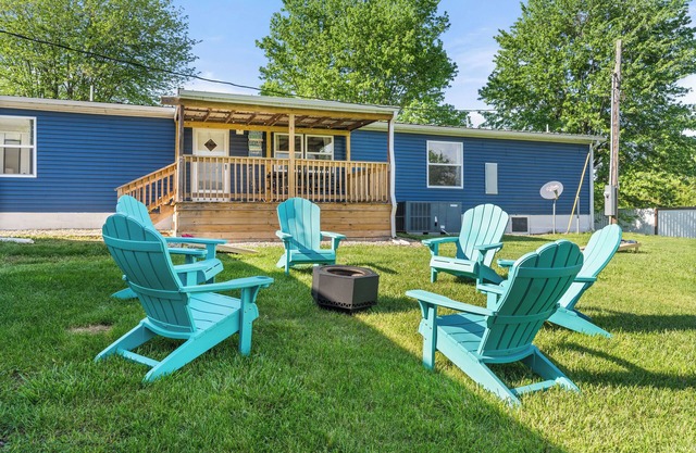 Serenity Haven: Tranquil Retreat Near Patoka Lake - Pet Friendly